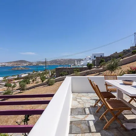 Spacious Seaside Apartment With Sea View